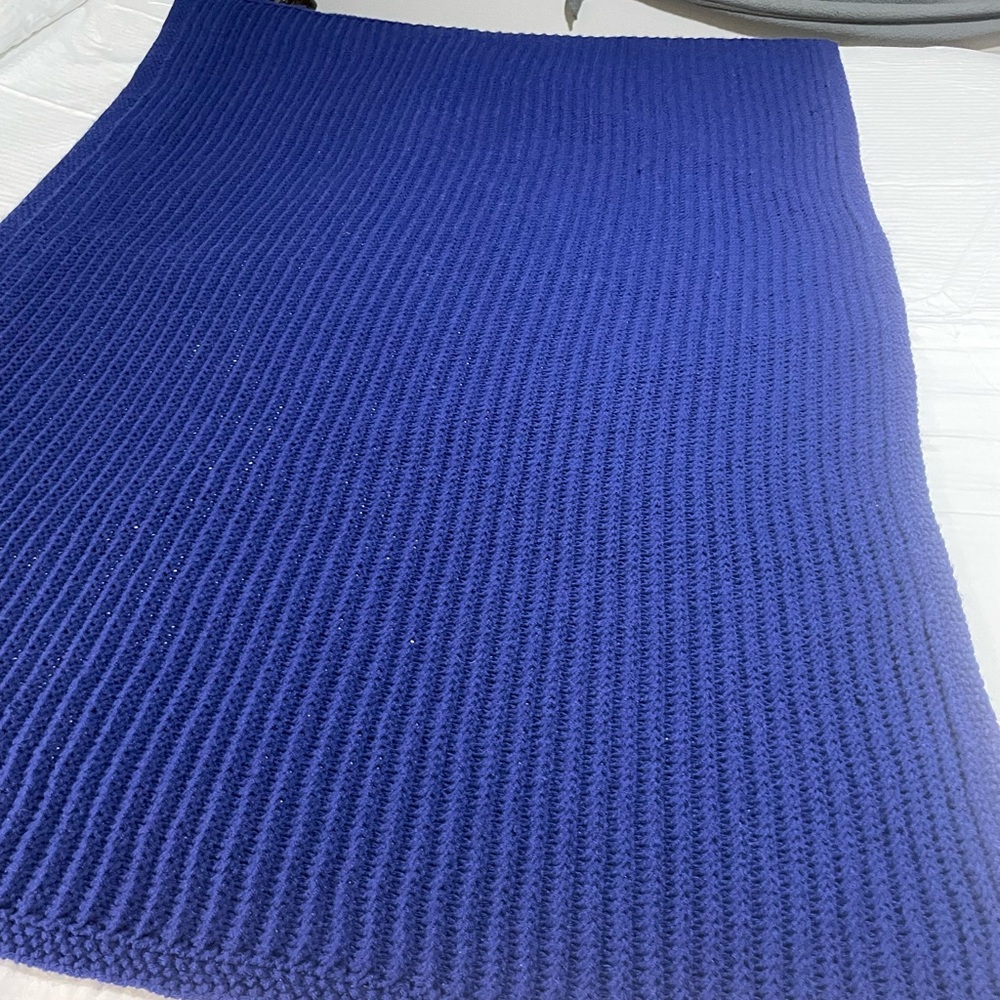 Hand Knitted Cozy Blue Knit Blanket